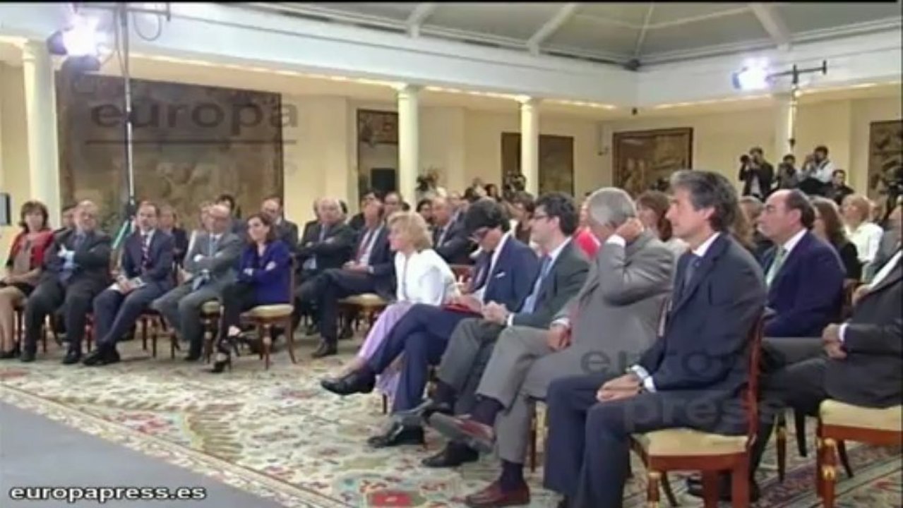 Rajoy defiende reforma de las administraciones públicas