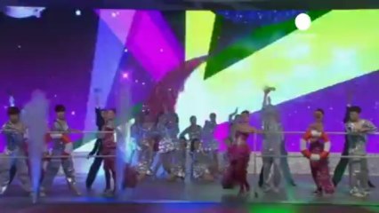 Chinese buy UK yacht maker, plan luxury London hotel