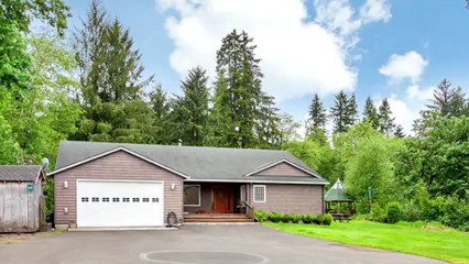 River Views in Beaver, Oregon / Country home