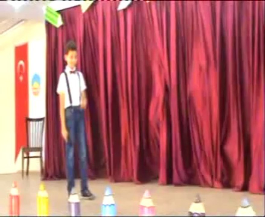 VEDA BUSESİ  ŞİİR: ORHAN SEYFİ ORHON,  YORUM:BİLGESU CEBİROĞLU - KEREM HOCA