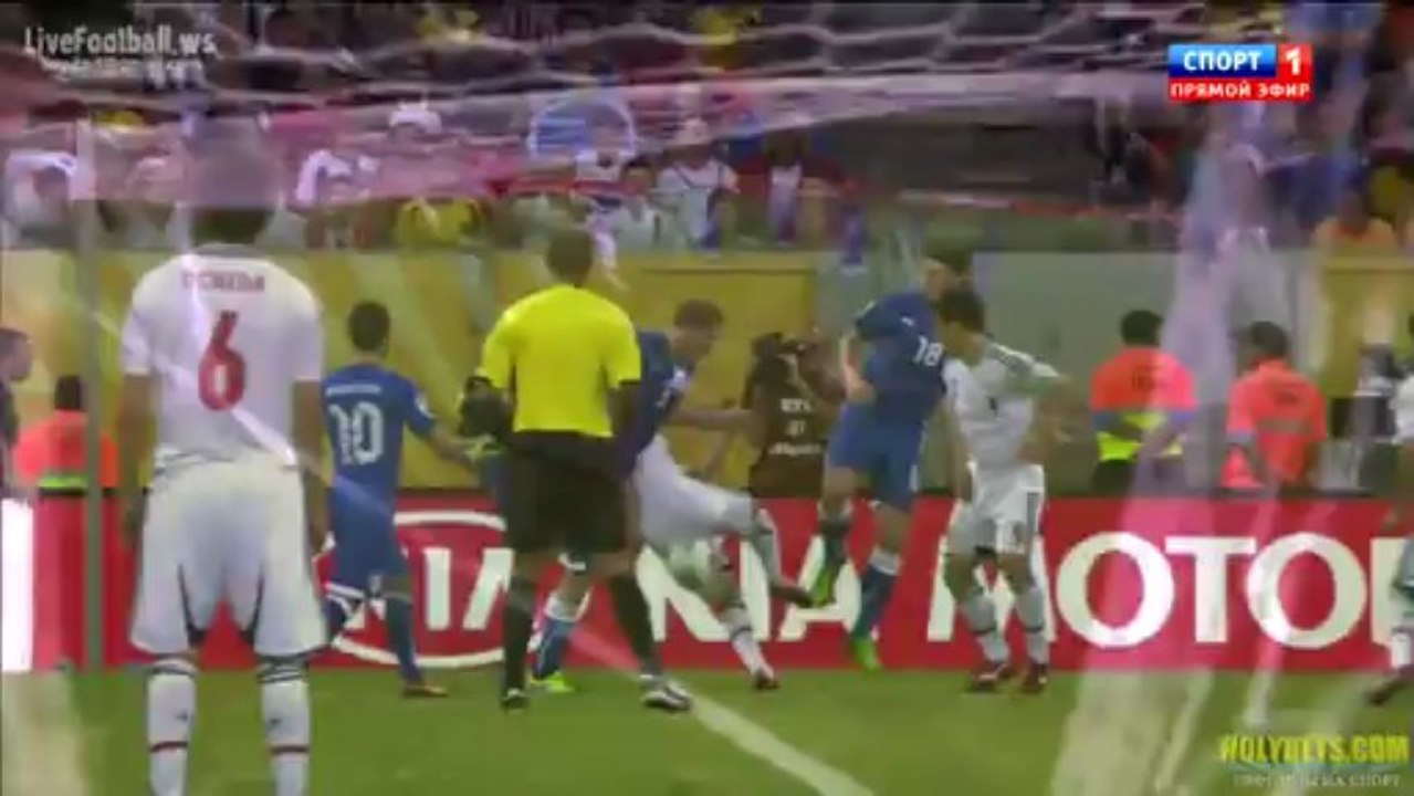 Kagawa super goal vs Italy