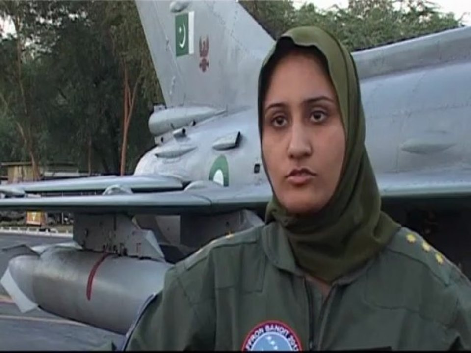 Pakistan First Female War Pilot Talk 1