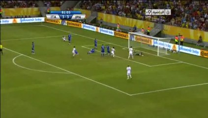فرصة تضيع بشكل غريب من المنتخب الياباني ، تضرب مرتين في القائم