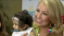 Thalía sorprendió unas madres hispanas en Nueva York/Thalía surprised a group of Hispanic mothers in New York
