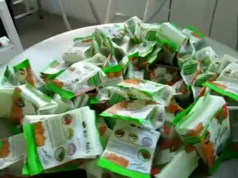 TECHNO D - Confezionamento crackers, grissini corti e prodotti fragili