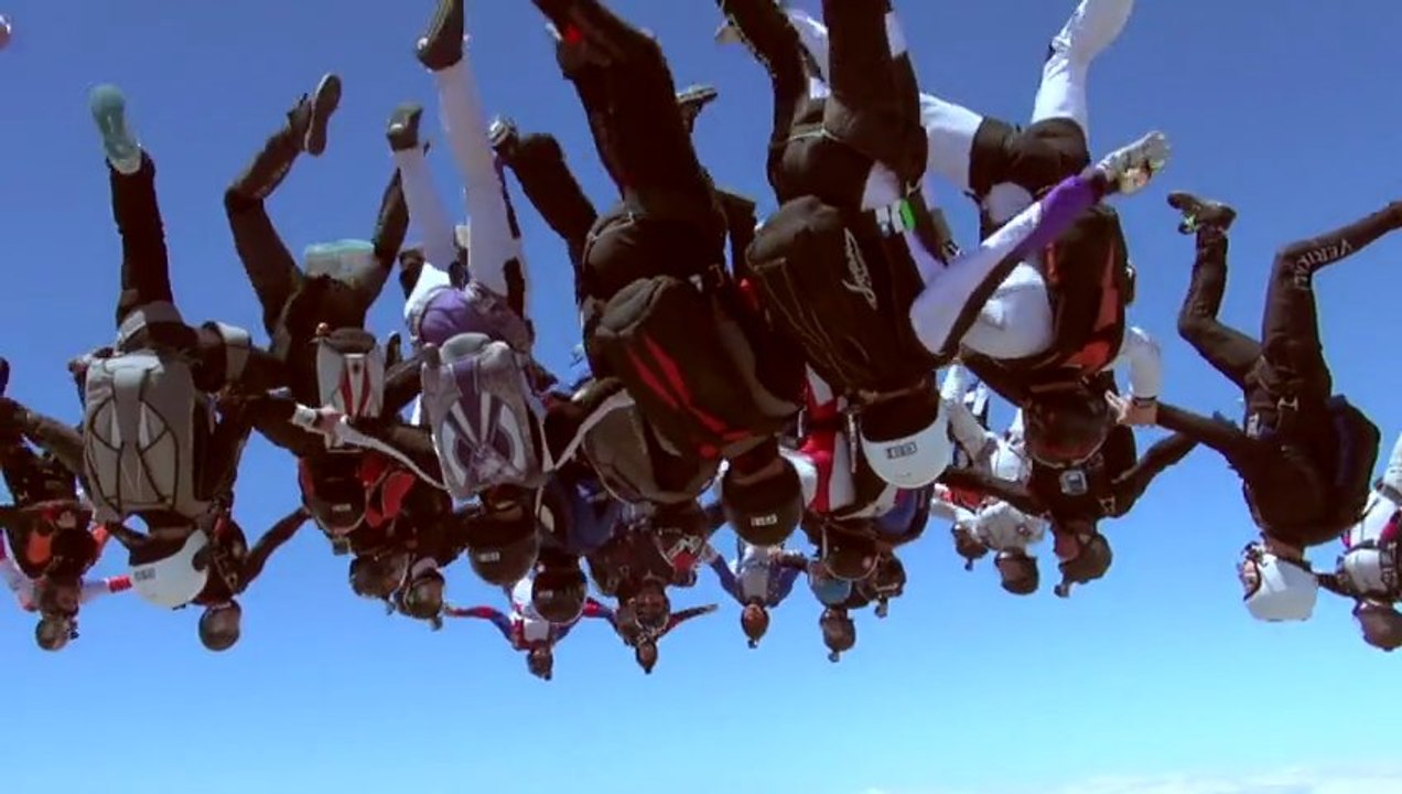 Against the grain - Skydiving