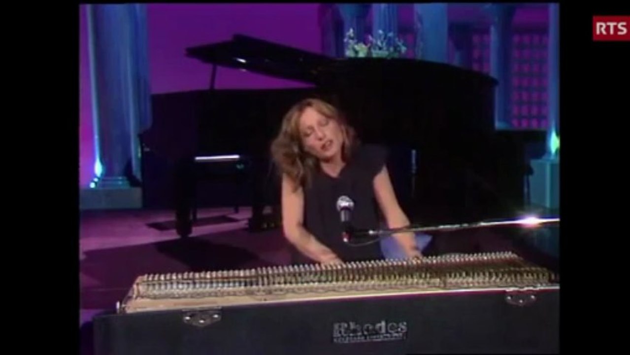 - Veronique Sanson (1984)-" Le Temps est assassin "