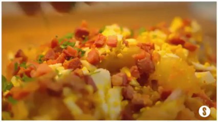 18 POTATOES & STREAKY BACON