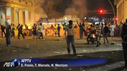 Neymar helps Brazil past Mexico amid protests