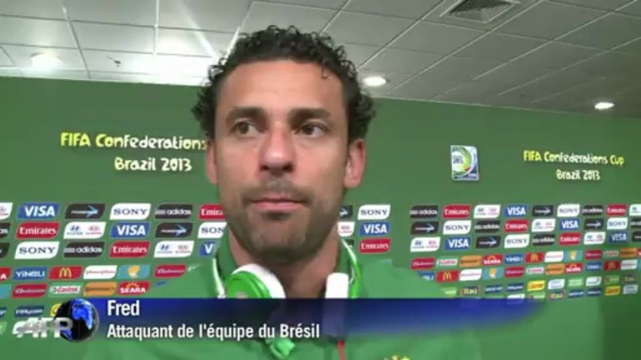 Foot: les joueurs brésiliens solidaires de la rue