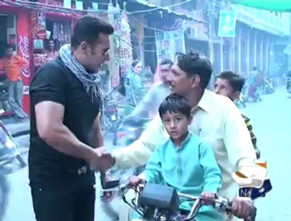 Super Star Salman Khan Copy in Sialkot, Pakistan