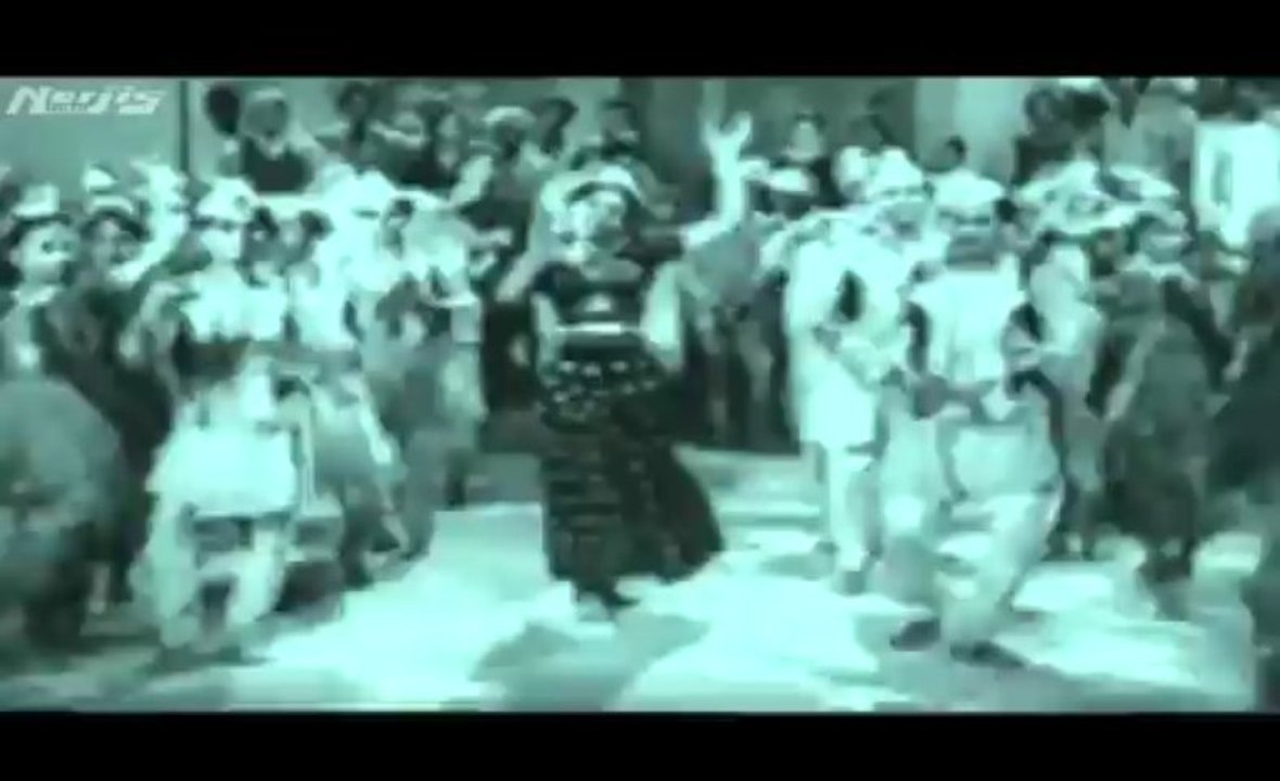 Gore Gore Mukhde Pe-Patanga- Song Video