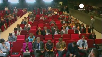 Sì dell'eurogruppo alla ricapitalizzazione diretta...