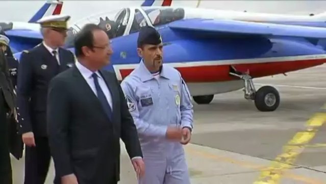 François Hollande arrive au Bourget à bord de l'A400M