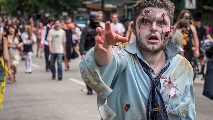 World War Z, Brad Pitt Gives A New Taste To Traditional Zombies - Movie Review INDIA