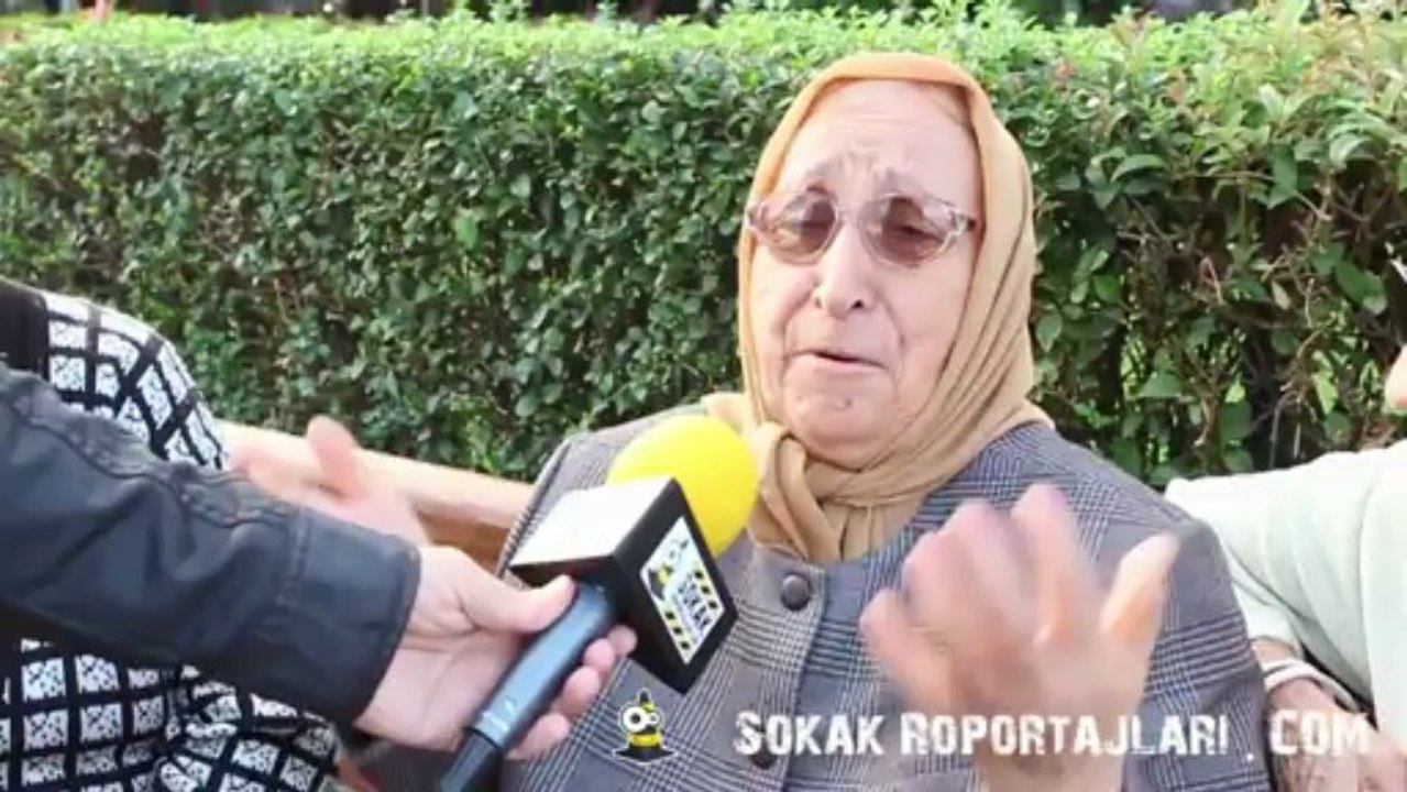 Sokak Röportajları - Erkeğin kalbine giden yol neresinden geçer_