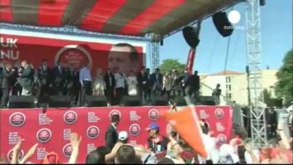 Turchia, 26 arrestati di fronte alla giustizia