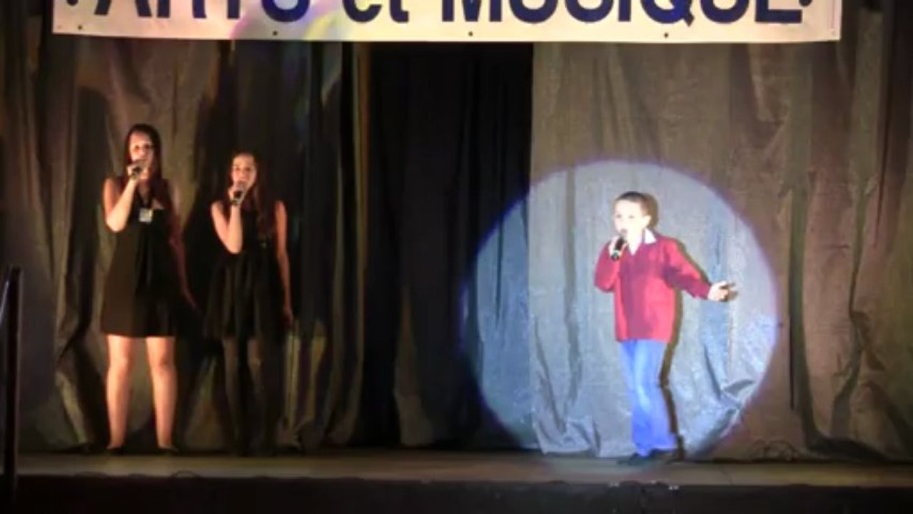 9.Maxime (le chanteur)