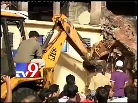 3 killed,20 hurt in Thane building collapse
