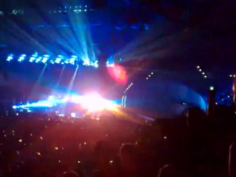 Linkin Park - Leave Out All The Rest (Live in Zürich, Switzerland 11.06.2007)