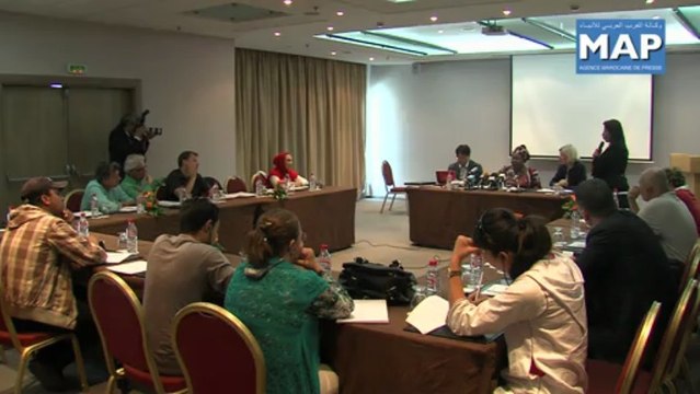 La Rapporteuse spéciale des Nations Unies sur la traite des êtres humains donne une conférence de presse