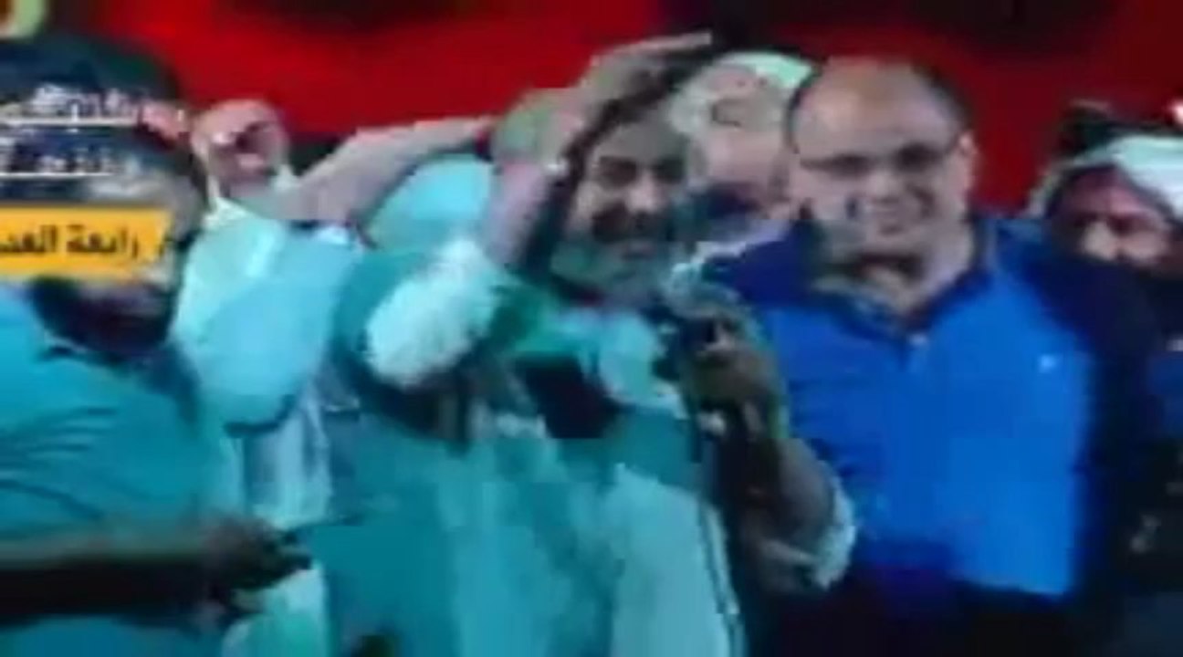 Safwat Hegazi des Frères Musulmans menace le Pape Tawadros et les Coptes s'ils manifestent