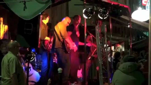 Fête de la musique à Auxerre : le centre ville envahi