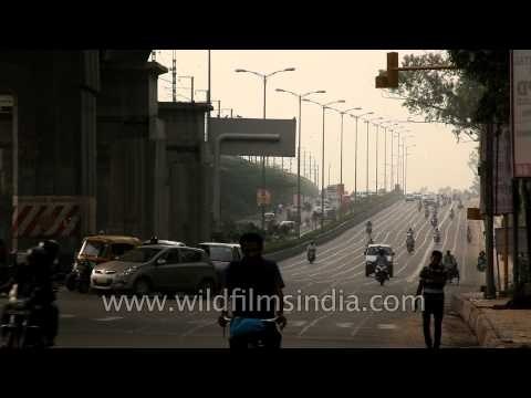 Delhi metro: Light traffic at Keshav Puram