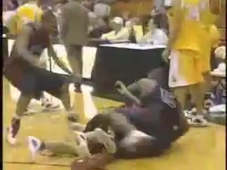 Panier de basketball le plus chanceux au monde