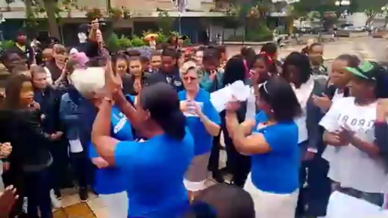 Battle entre jeunes de Garges-lès-Gonesse lors de la Flashmob !!