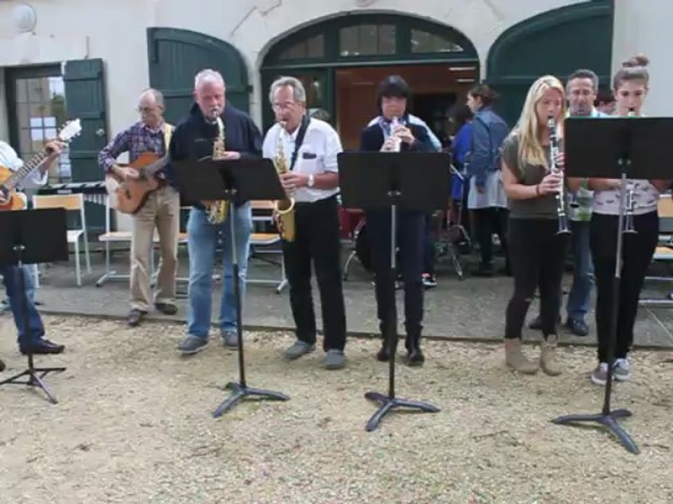 2013 Juin. SOUSTONS (Fête Musique. Orchestre Marrant)