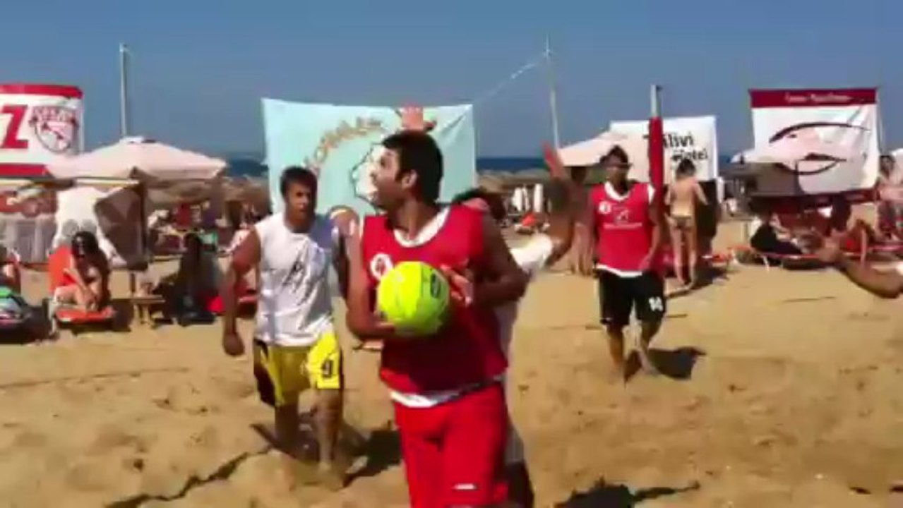beach basket (1)