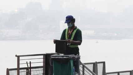 Smog shrouds Singapore