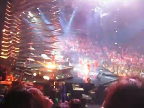 Run Away Bruno Mars - DC Moonshine Jungle Tour 2013