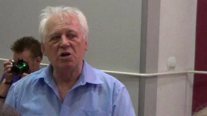 Prof. univ. Tudorel Fătu şi colegii săi, la 45 ani de la terminarea facultaţii-22 iunie 2013