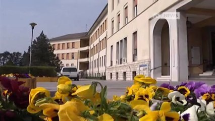 SANITA', SEMPRE MENO RICOVERI