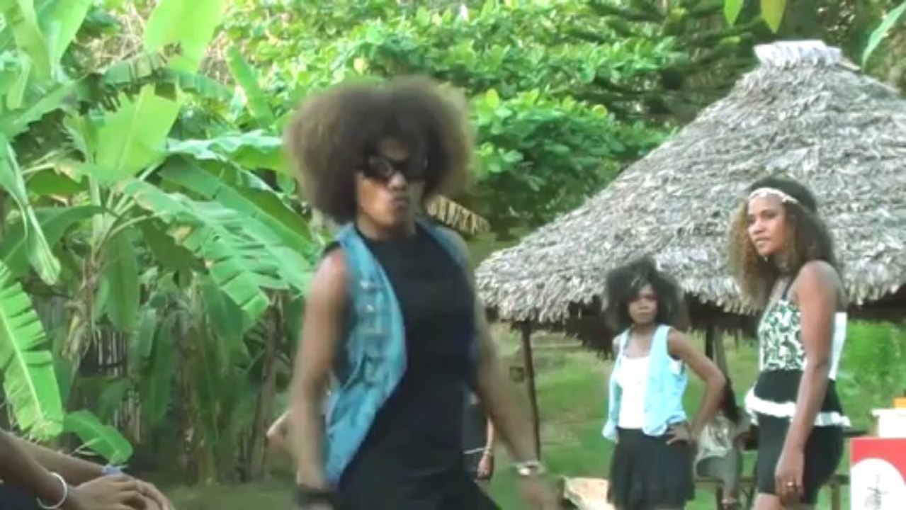 STELLA AFRO - La Salègue Et Le Rock