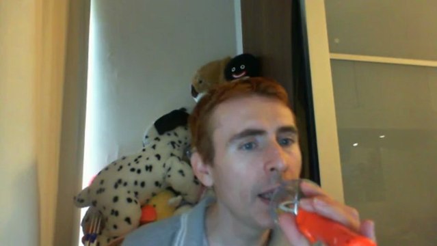 Wiwi égratigne i love you de Lorie