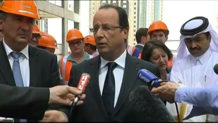 Pour Hollande, la France a "toute raison de penser" que les otages retenus par Aqmi "sont vivants"