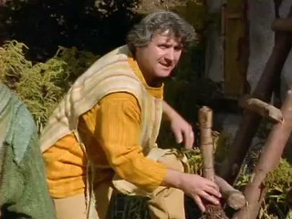 Spellbinde r- Season 1, Episode 22 - Clowning Around