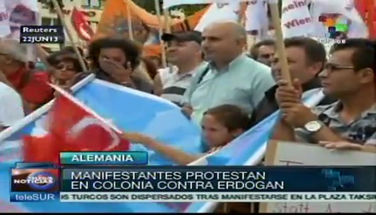 Manifestantes protestan en Alemania contra el Gobierno turco