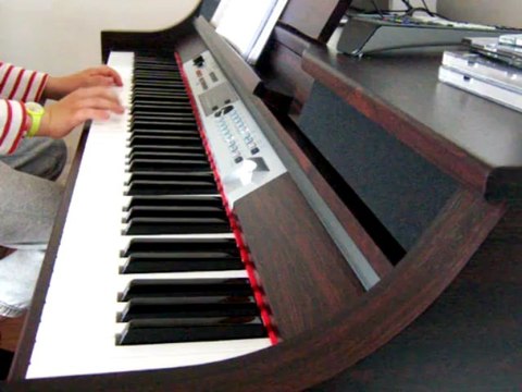 Petit Bonhomme , méthode Colin de piano enfant, leçon 1