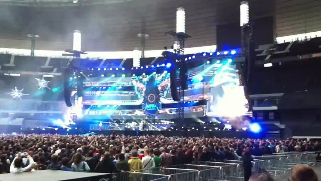 Muse Stade de France 21 juin 2013  Intro+supremacy