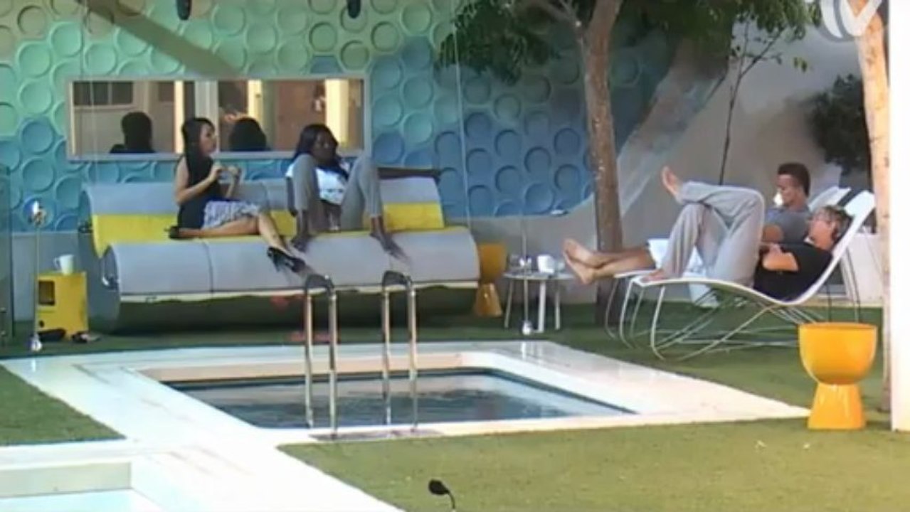 טהוניה יורדת על גילי