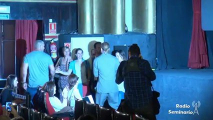 Brad Pitt aparece por sorpresa en la premier de Guerra Mundial Z