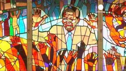 Nelson Mandela est dans un état "critique"