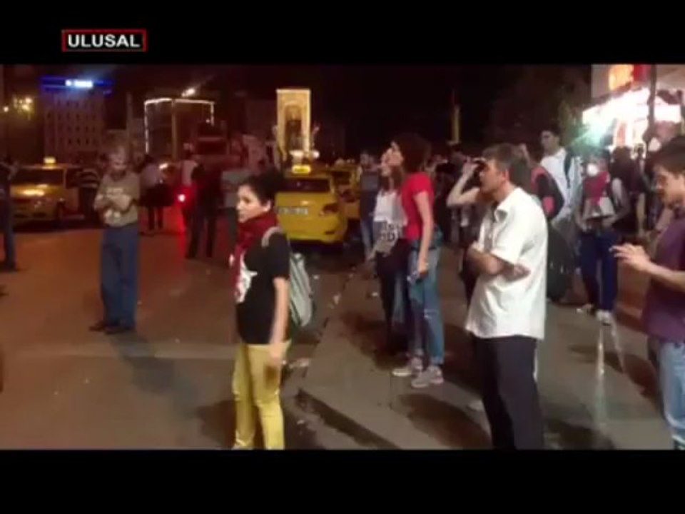 İşte an an polisin halkı kışkırtması