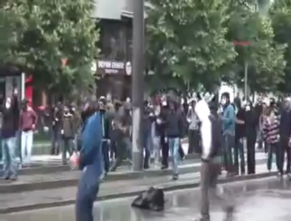 Eskişehir'de Polisin TOMA ve Biber Gazlı Müdahalesi 17 Haziran 2013