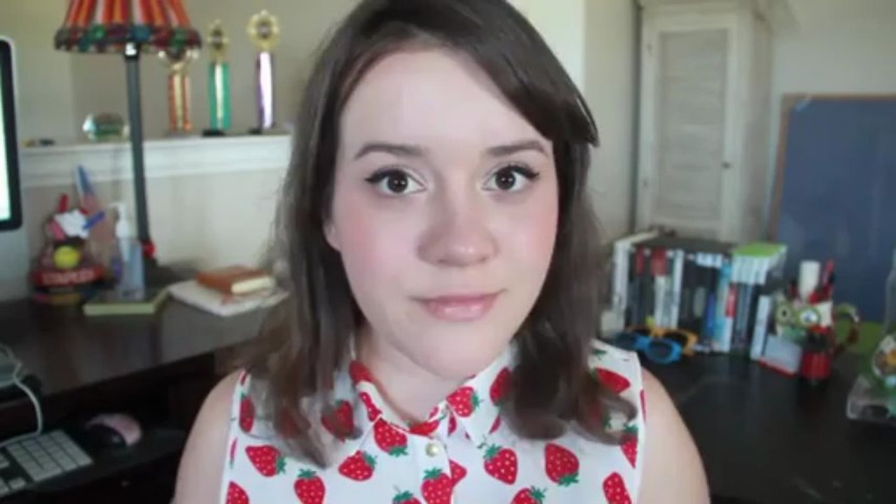 Feminist Makeup Tutorial (PARODY)