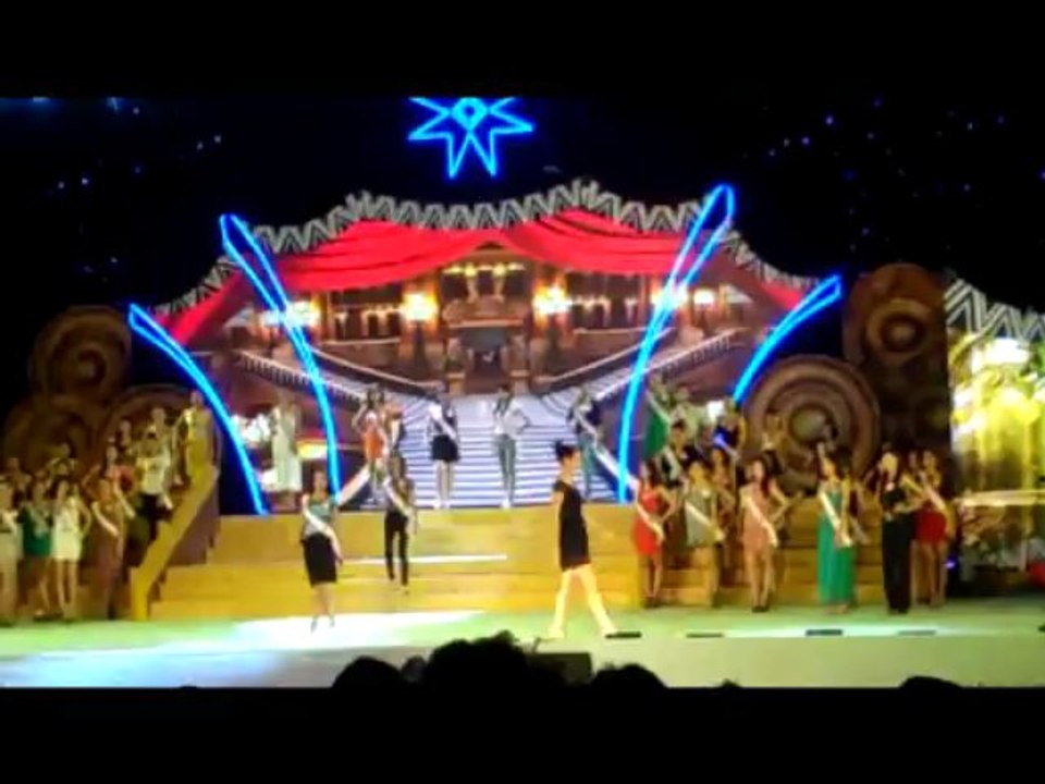 CHUNG KẾT CUỘC THI HOA HẬU CÁC DÂN TỘC VN 2013 TẠI HỘI AN